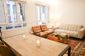 Encantador Apartamento TEMPORAL de 1 Dormitorio en Madrid ZUR31